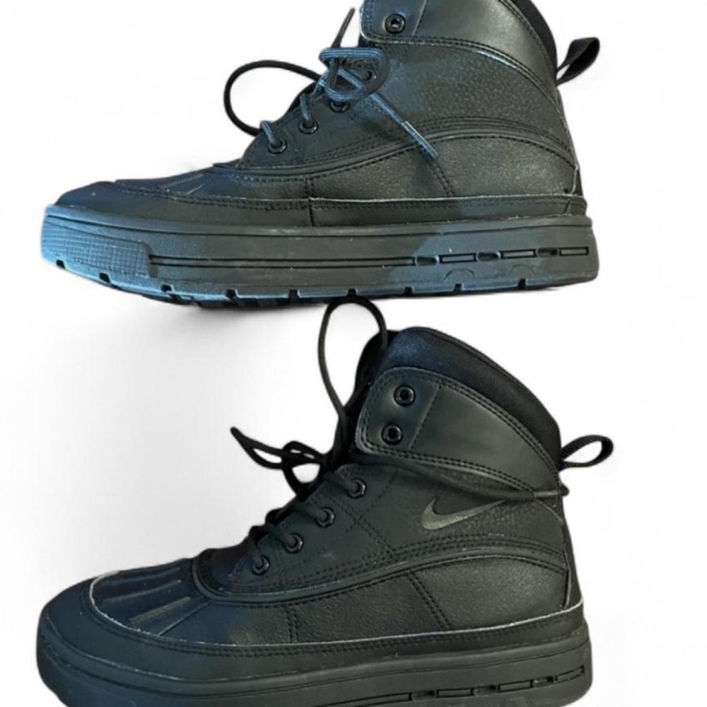 Boys Nike woodside LL High ACG boots size 12c - Picture 2 of 4